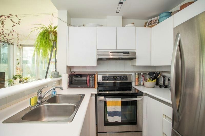 614-989 Nelson Street, Vancouver, BC, V6Z 3B6 - 9