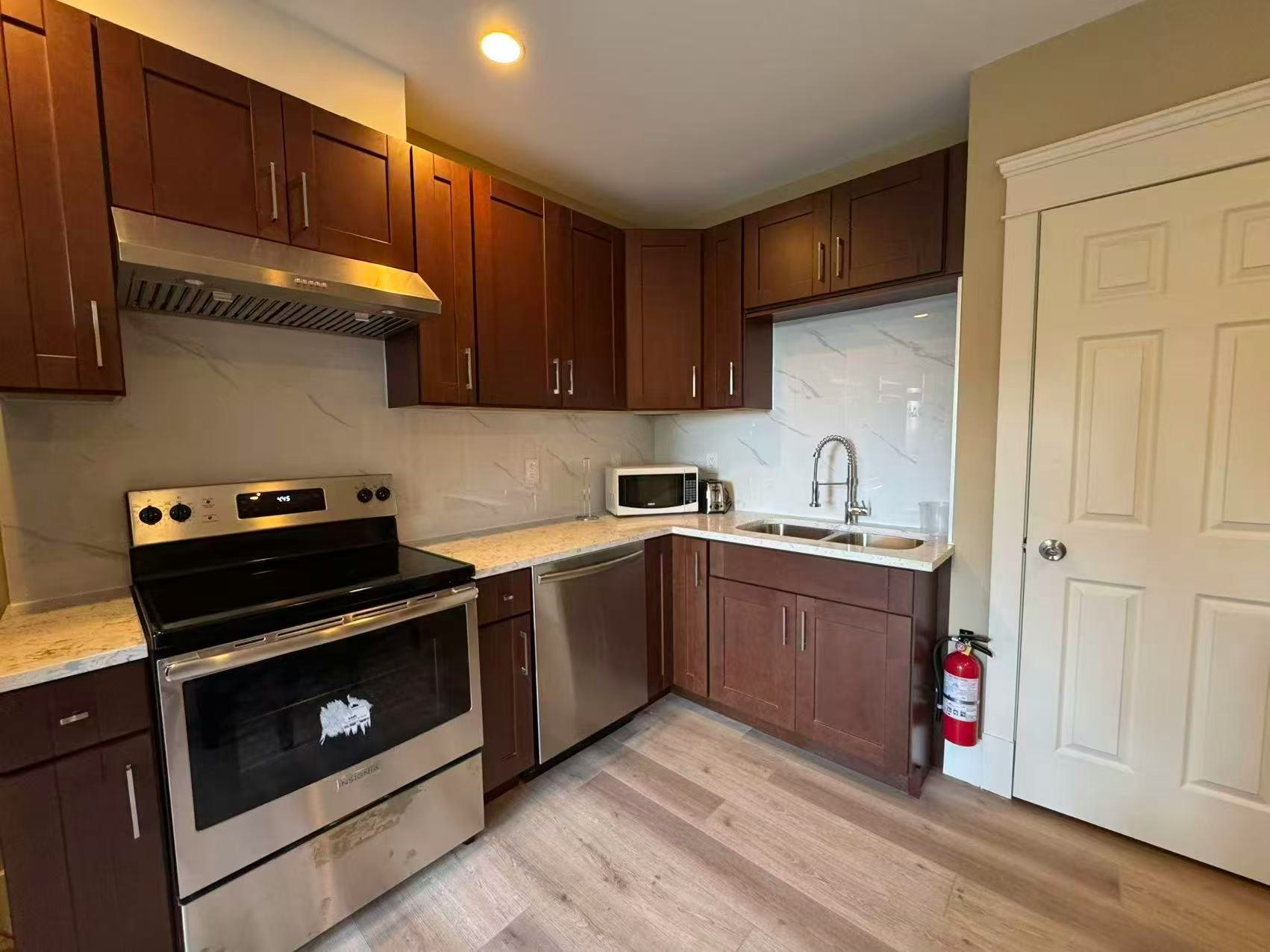 2523 Mathers Avenue, West Vancouver, BC, V7V 2J2 - 5