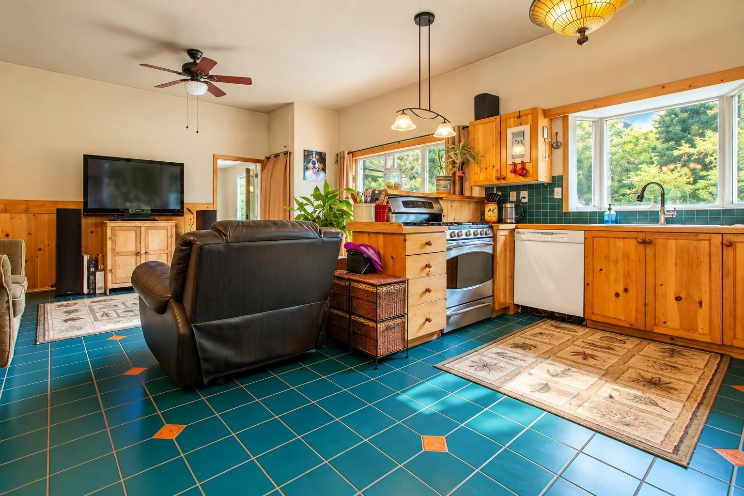 1020 Finch Drive, Squamish, BC, V8B 0C2 - 16