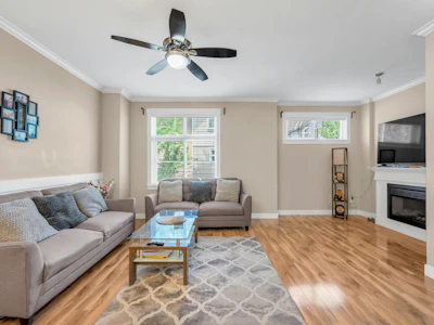 38-9405 121 Street - 5