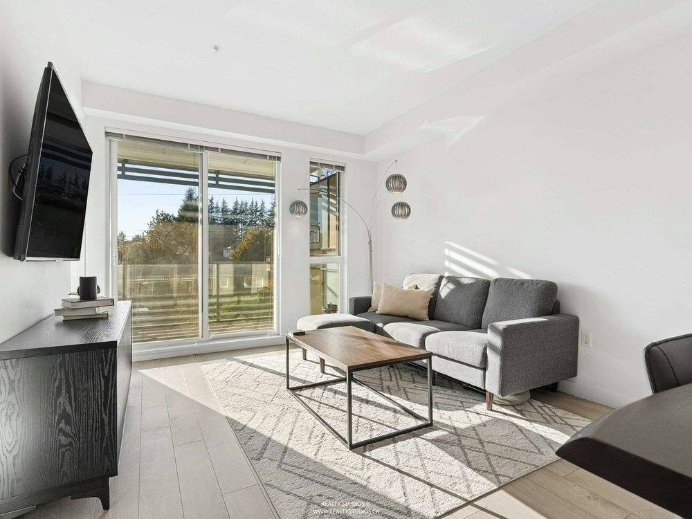306-6677 Cambie Street, Vancouver, BC, V6P 0E6 - 10