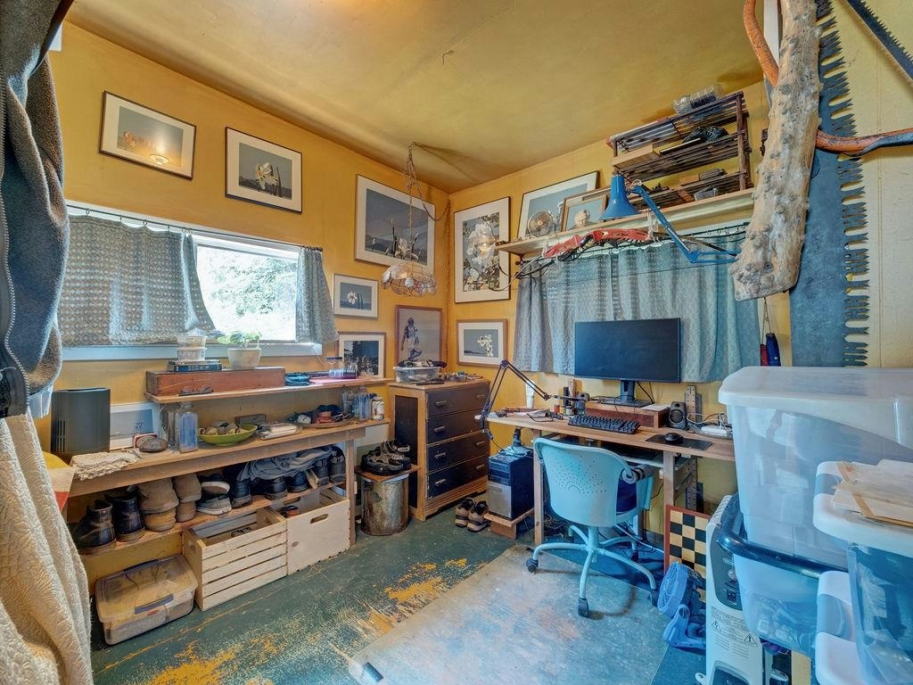 947 North Road, Gibsons, BC, V0N 1V7 - 20