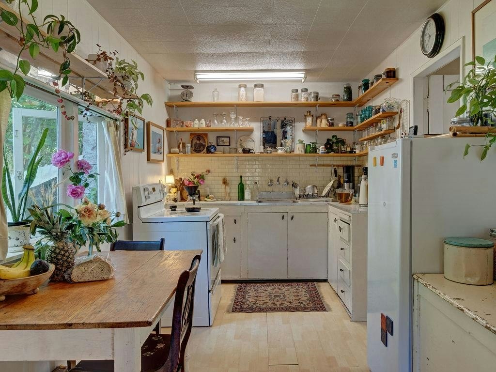 947 North Road, Gibsons, BC, V0N 1V7 - 12