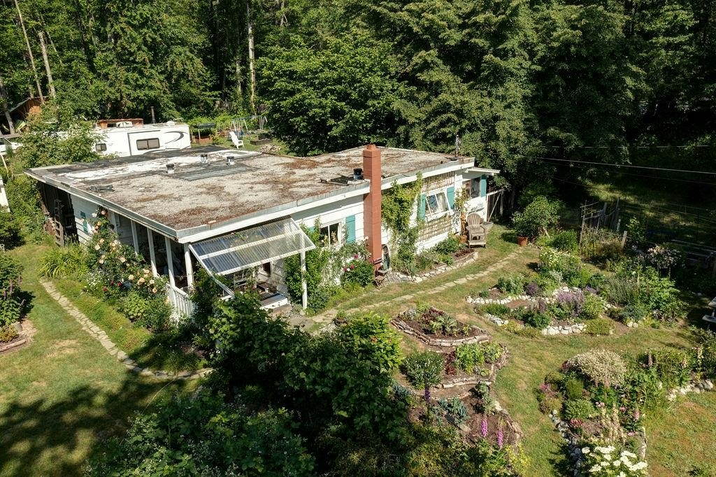 947 North Road, Gibsons, BC, V0N 1V7 - 38