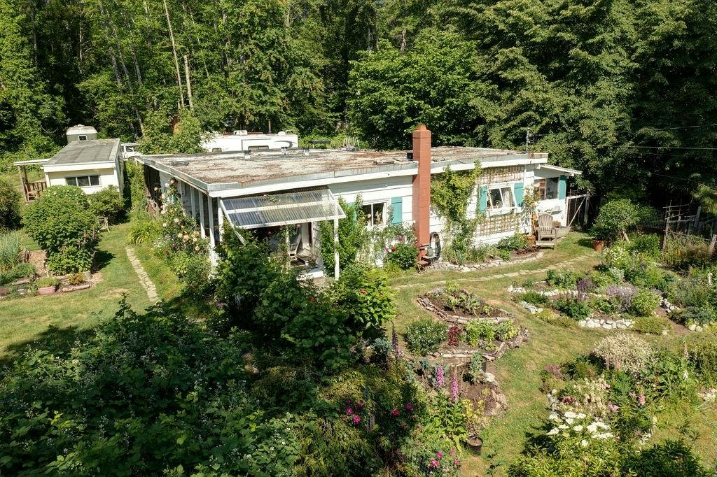 947 North Road, Gibsons, BC, V0N 1V7 - 39
