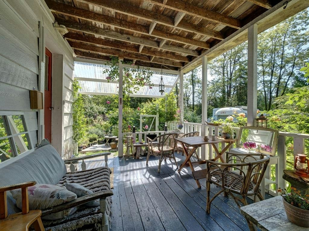 947 North Road - 4