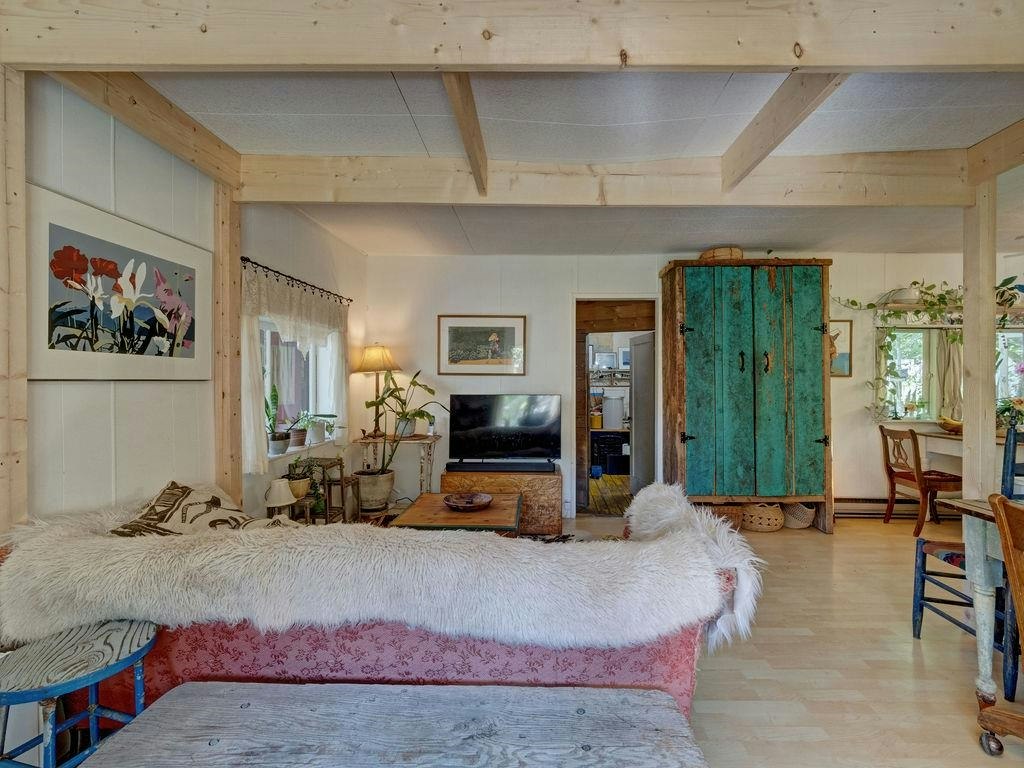 947 North Road, Gibsons, BC, V0N 1V7 - 9