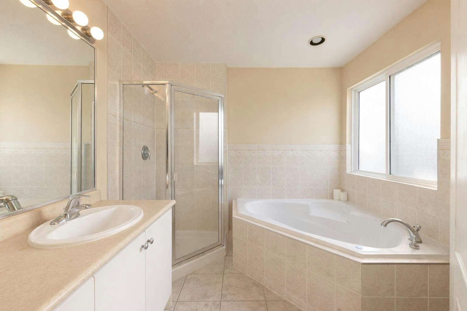 6761 145a Street, Surrey, BC, V3S 0T2 - 10