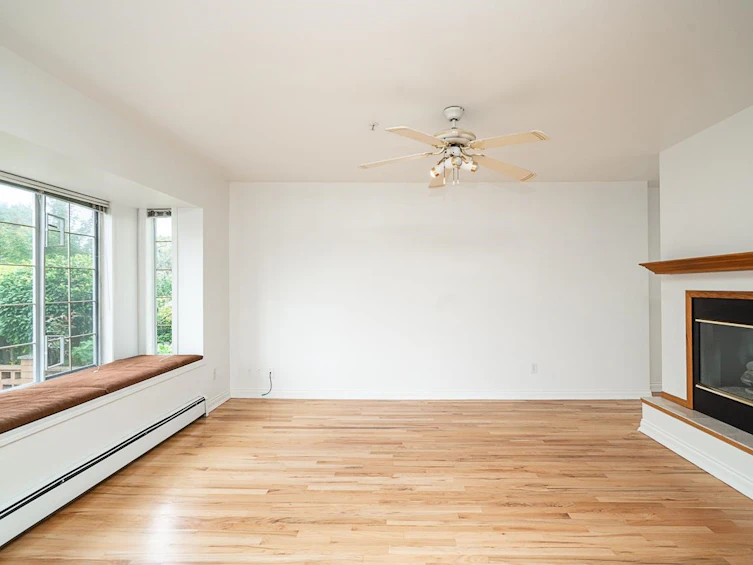 2948 Grant Street, Vancouver, BC, V5K 3E7 - 3