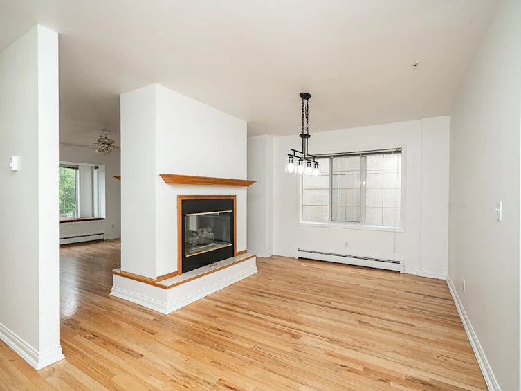 2948 Grant Street, Vancouver, BC, V5K 3E7 - 8