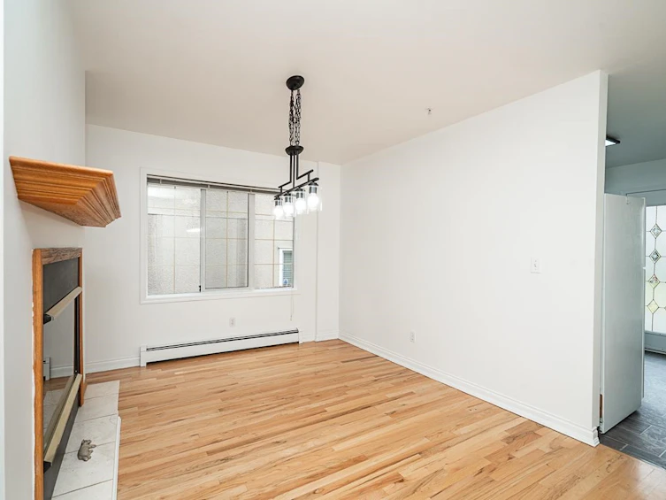 2948 Grant Street, Vancouver, BC, V5K 3E7 - 10