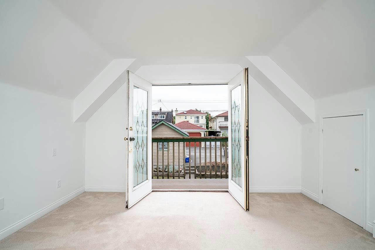 2948 Grant Street, Vancouver, BC, V5K 3E7 - 24