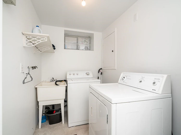 2948 Grant Street, Vancouver, BC, V5K 3E7 - 35