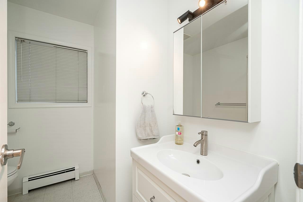 2948 Grant Street, Vancouver, BC, V5K 3E7 - 17