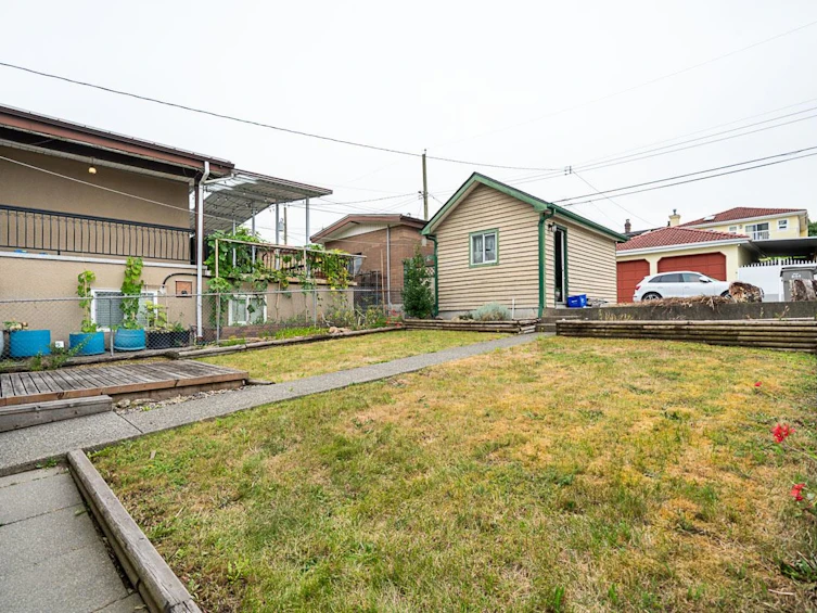 2948 Grant Street, Vancouver, BC, V5K 3E7 - 36
