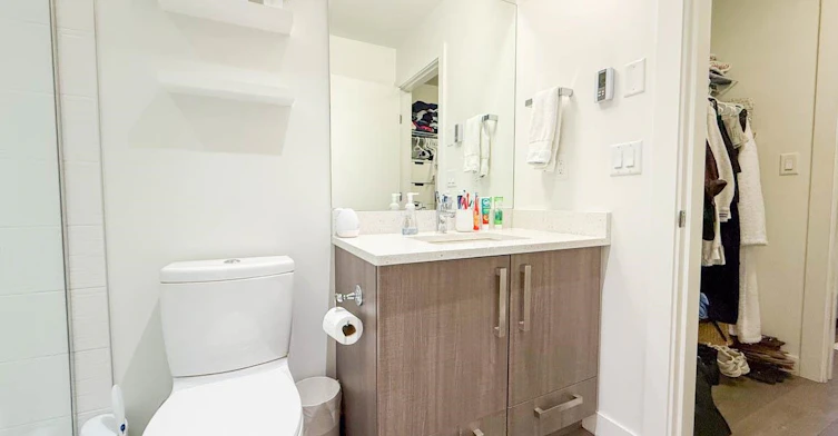 103-105 W 2nd Street, North Vancouver, BC, V7M 0E3 - 9
