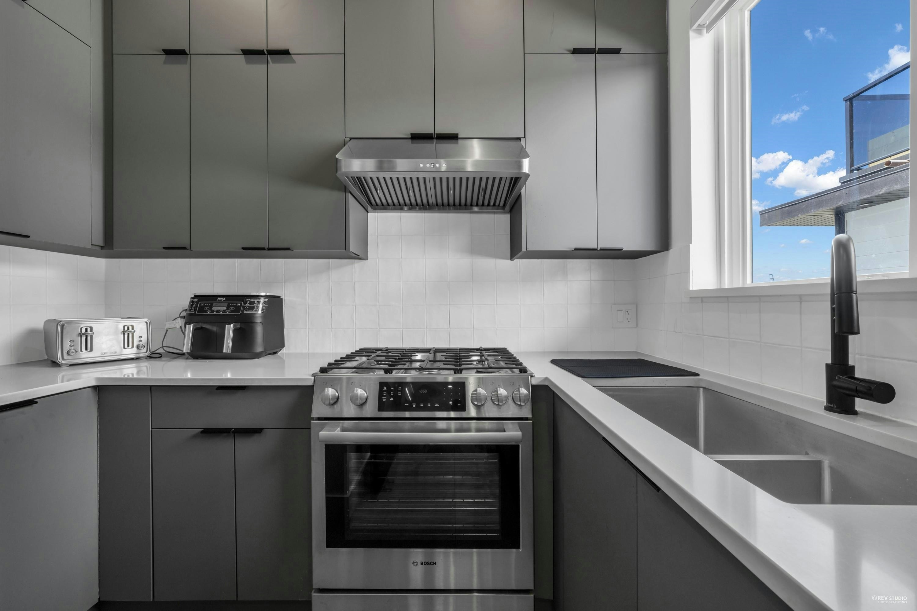 11344 River Road, Surrey, BC, V3V 2V6 - 14