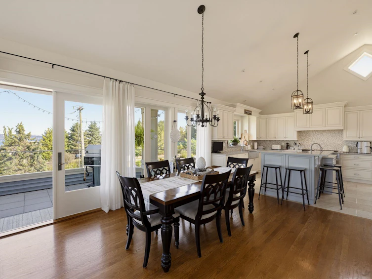 3098 Mcbride Avenue, Surrey, BC, V4A 3H1 - 9