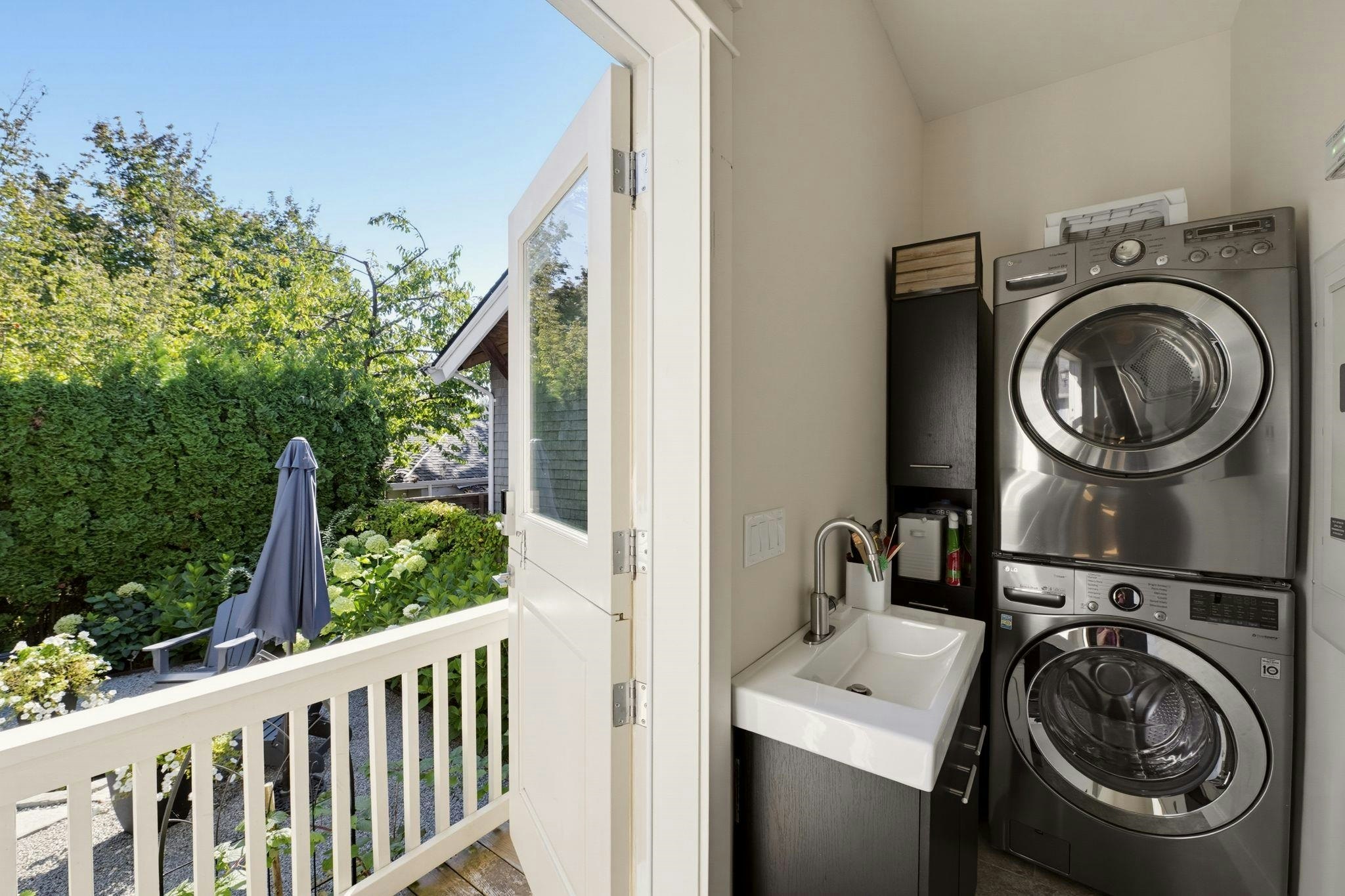 3098 Mcbride Avenue, Surrey, BC, V4A 3H1 - 25