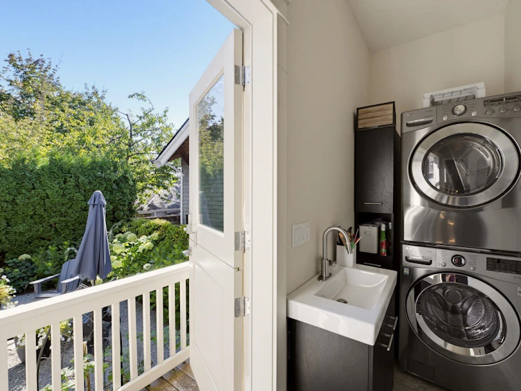 3098 Mcbride Avenue, Surrey, BC, V4A 3H1 - 25
