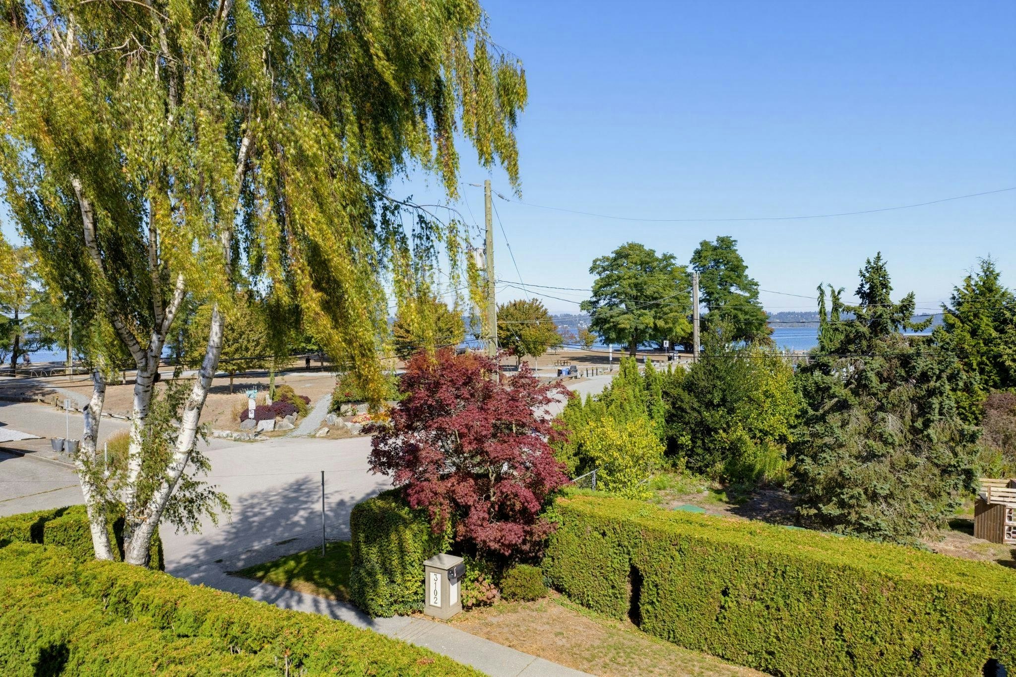3098 Mcbride Avenue, Surrey, BC, V4A 3H1 - 11