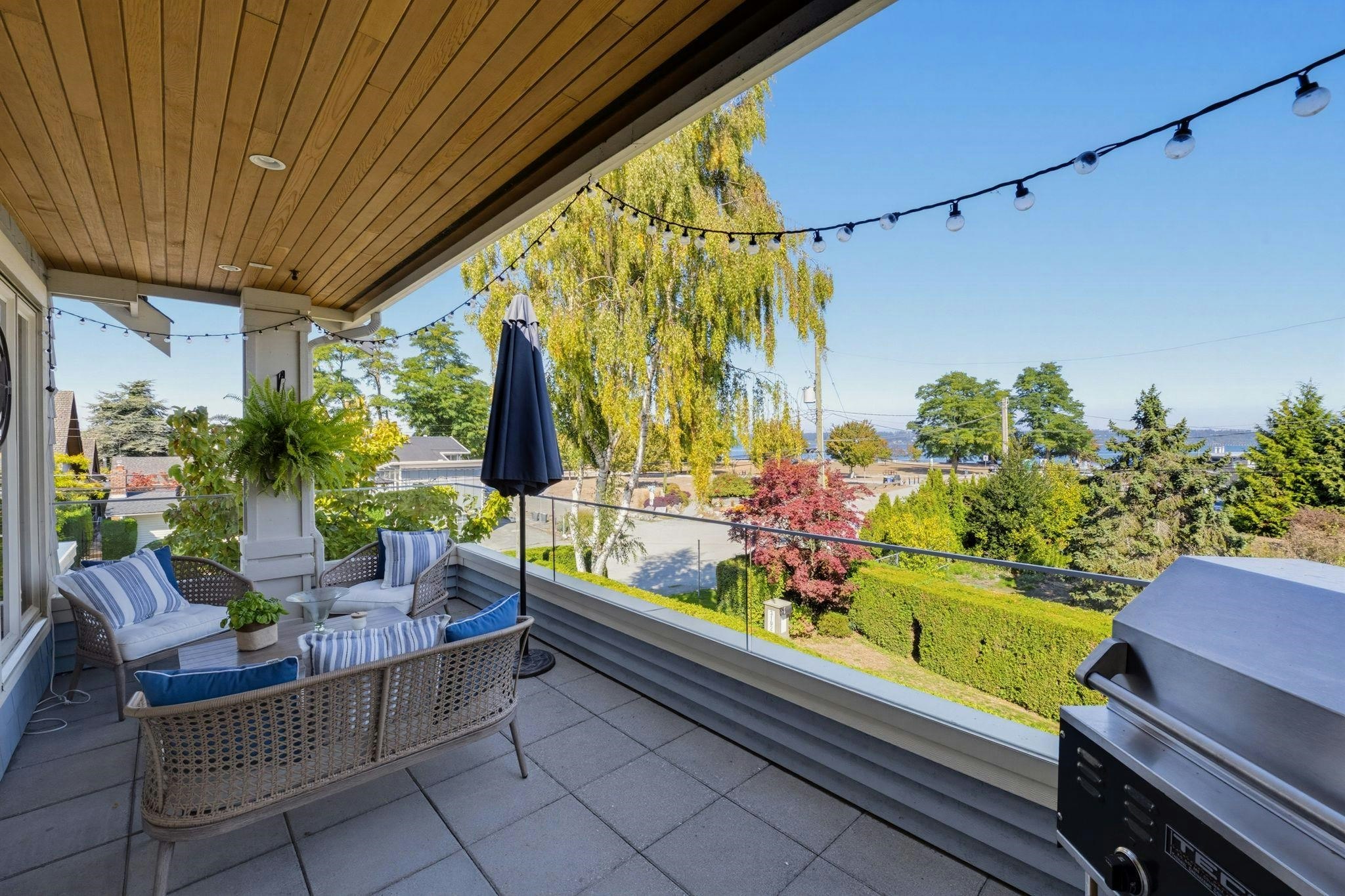 3098 Mcbride Avenue, Surrey, BC, V4A 3H1 - 6