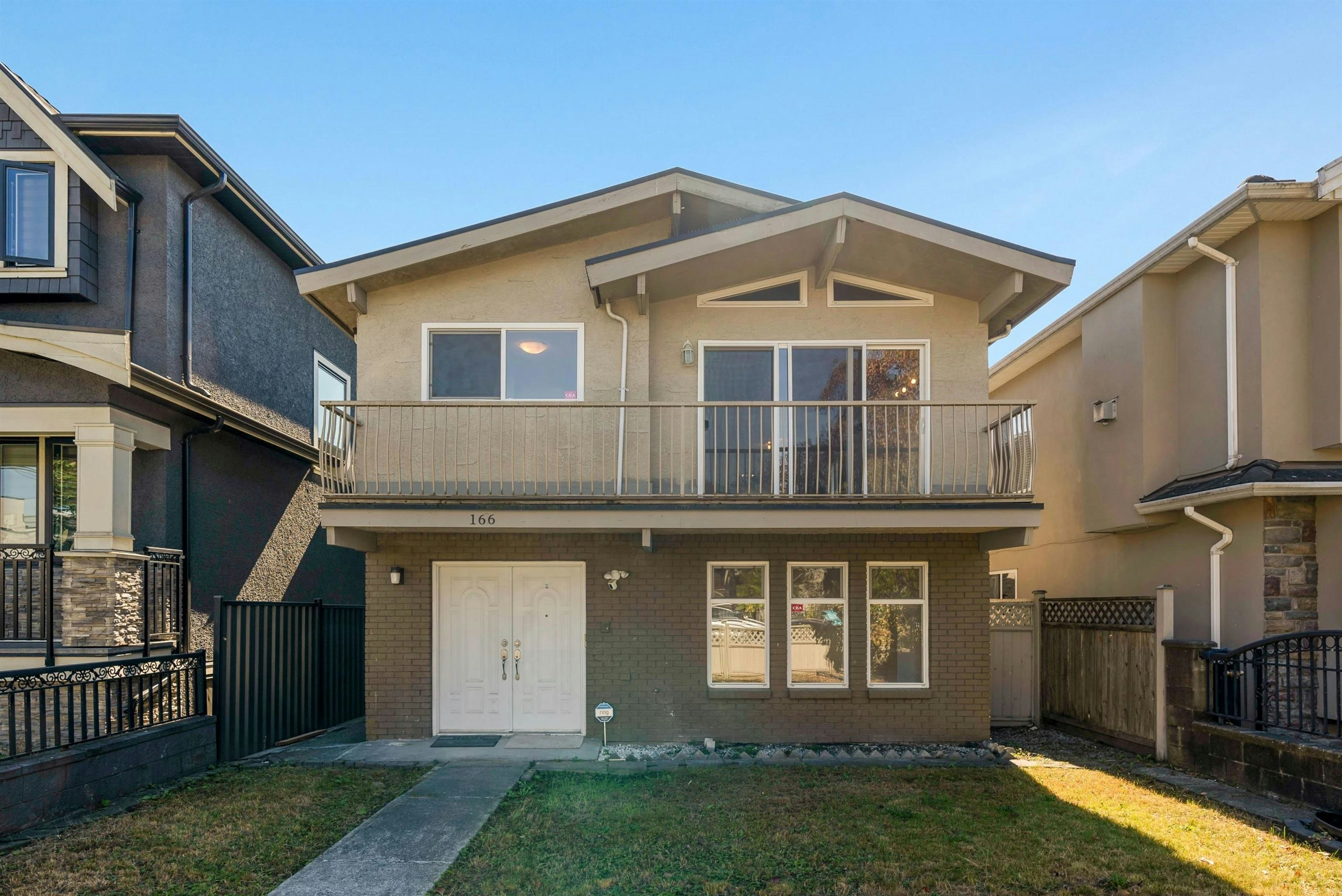 166 E 51st Avenue, Vancouver, BC, V5X 1C3