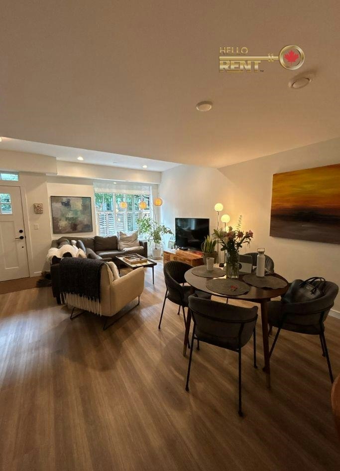 6-237 Ridgeway Avenue, North Vancouver, BC, V7L 0H6 - 6