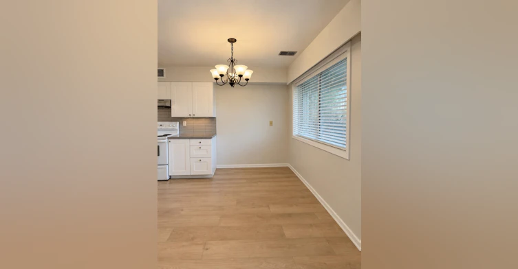 6925 Aubrey, Burnaby, BC, V5B 2E4 - 8