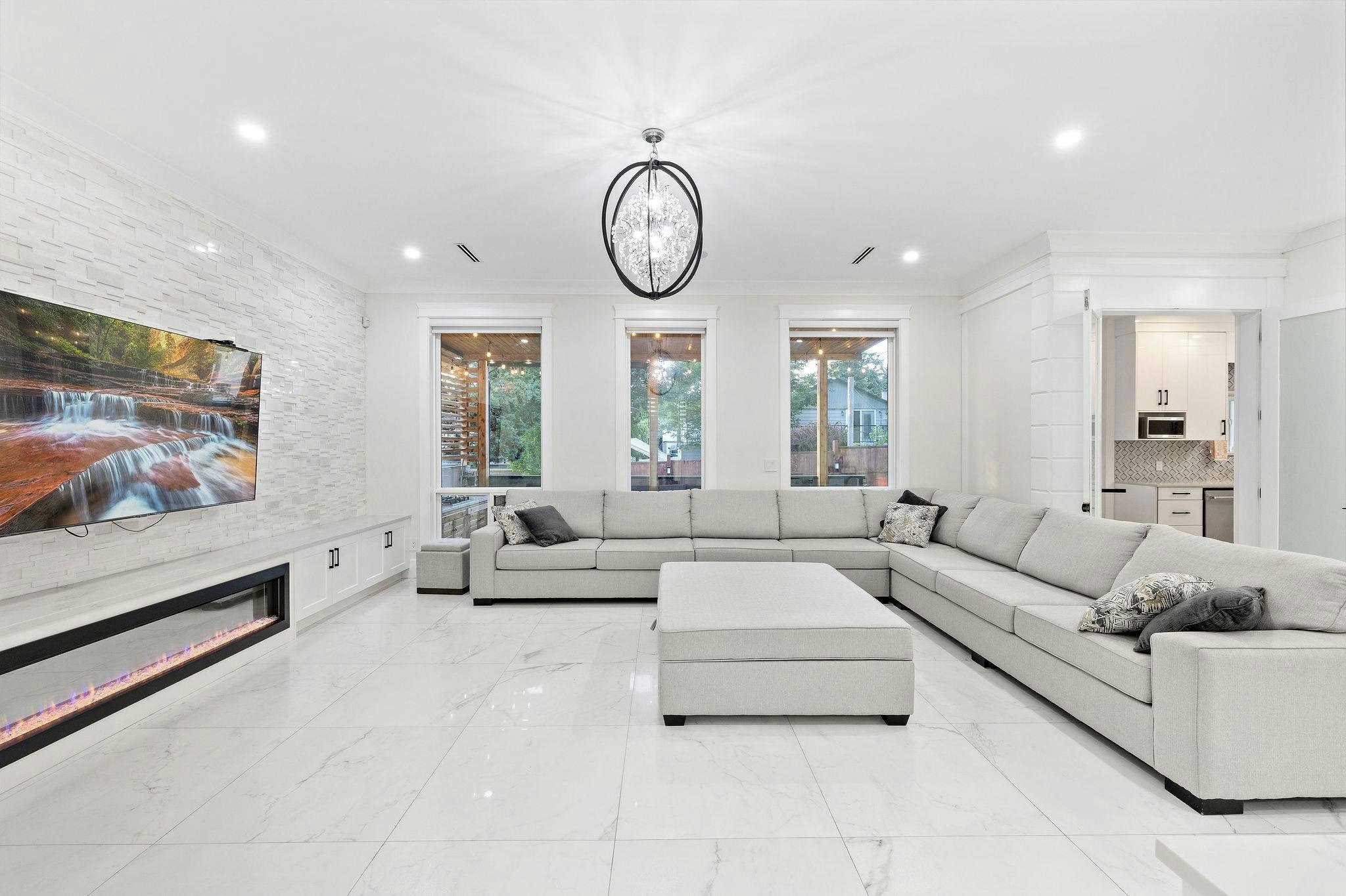18065 58a Avenue, Surrey, BC, V3S 1N7 - 14