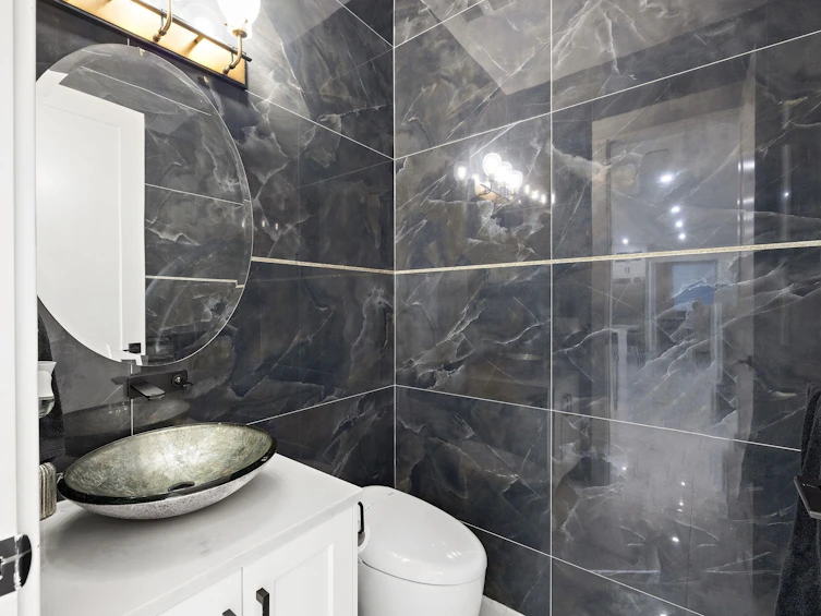 18065 58a Avenue, Surrey, BC, V3S 1N7 - 21
