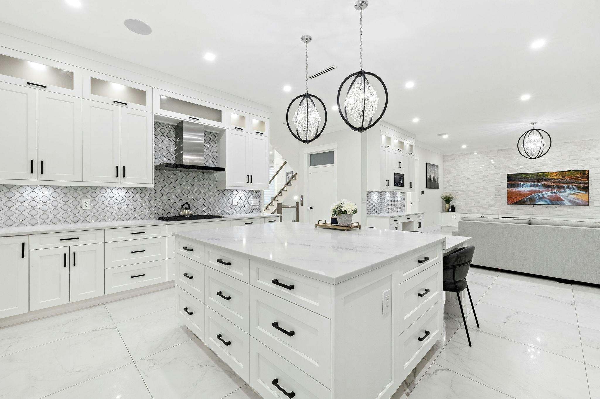 18065 58a Avenue, Surrey, BC, V3S 1N7 - 10