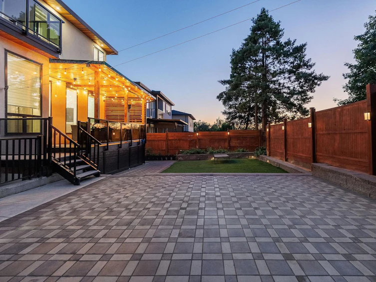 18065 58a Avenue, Surrey, BC, V3S 1N7 - 38