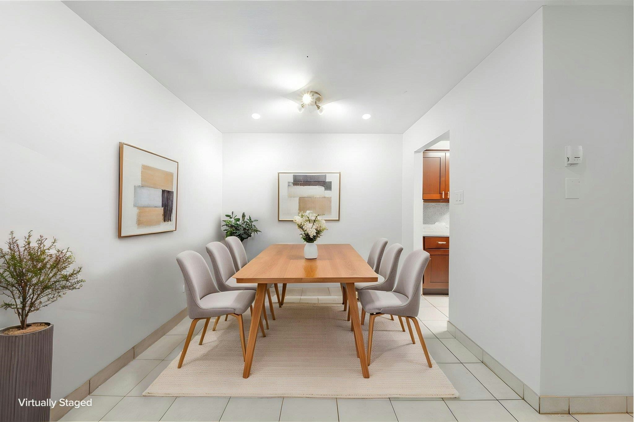 317-8511 Ackroyd Road - 5