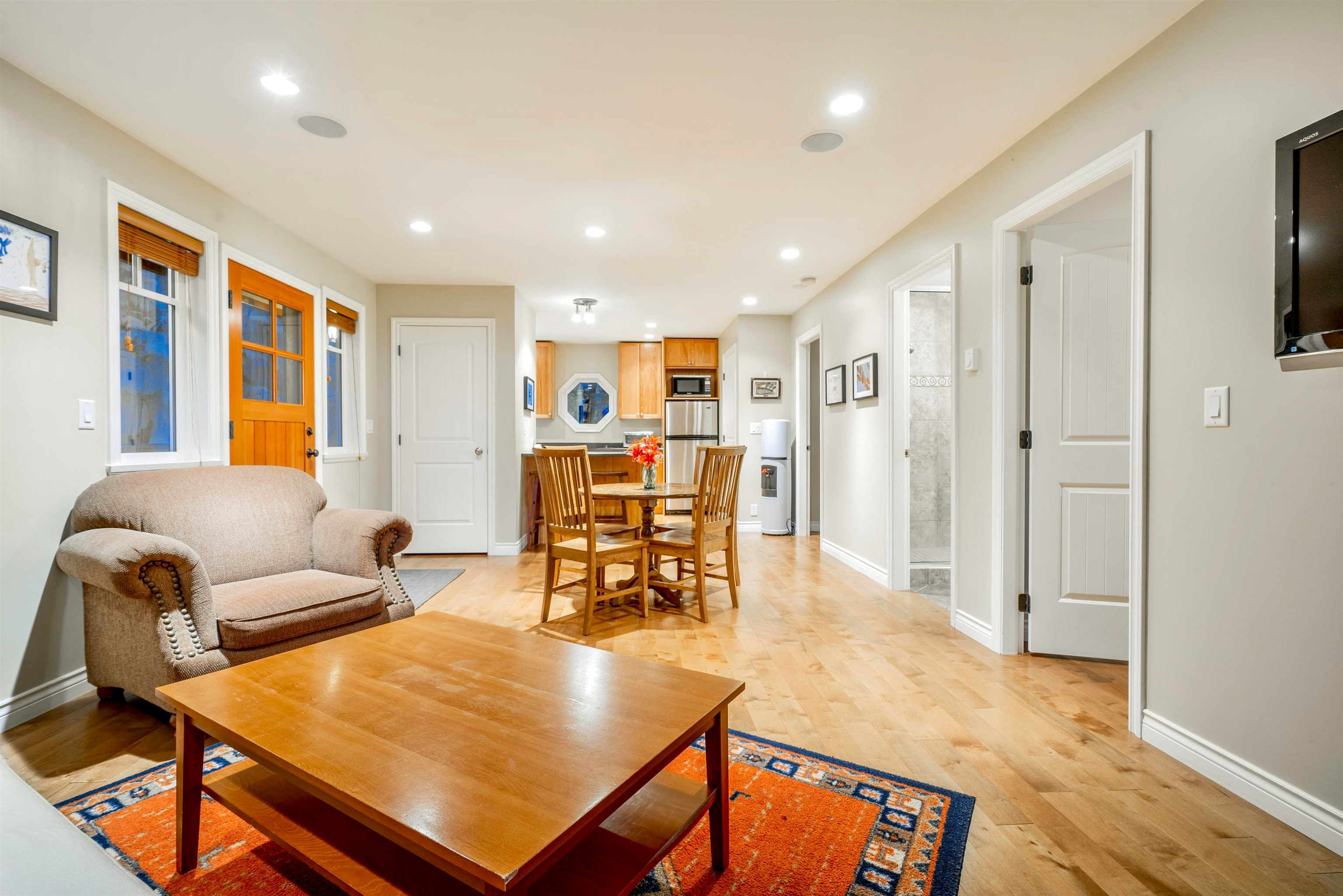 949 Arbutus Bay Lane, Bowen Island, BC, V0N 1G2 - 32