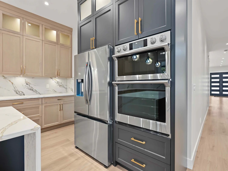 10671 127a Street, Surrey, BC, V3V 5L7 - 8