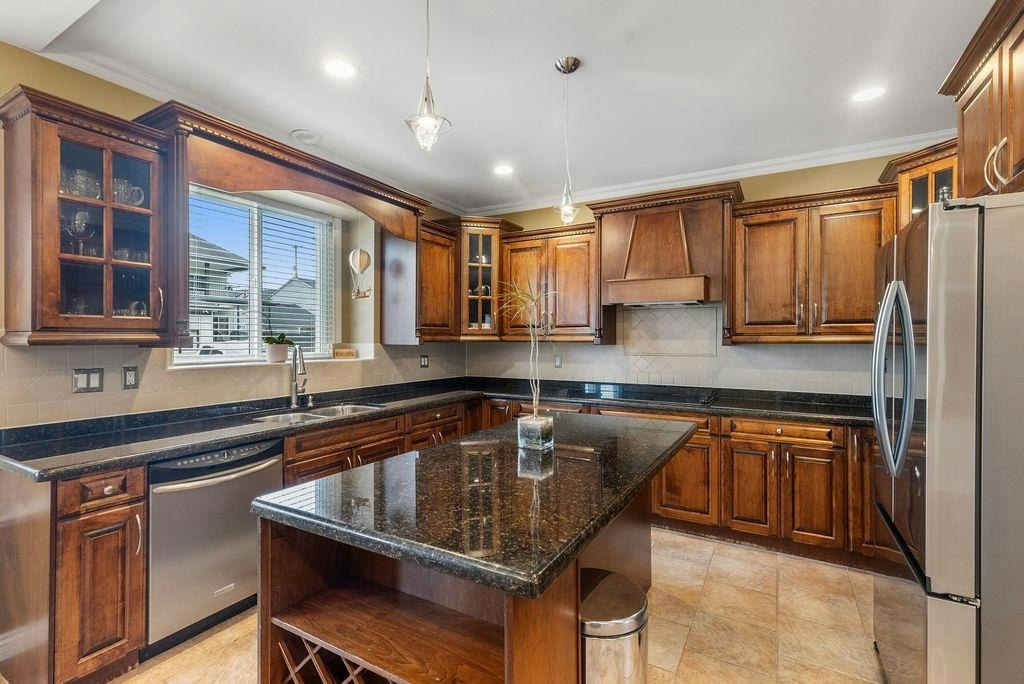 14846 72a Avenue, Surrey, BC, V3S 0T7 - 12