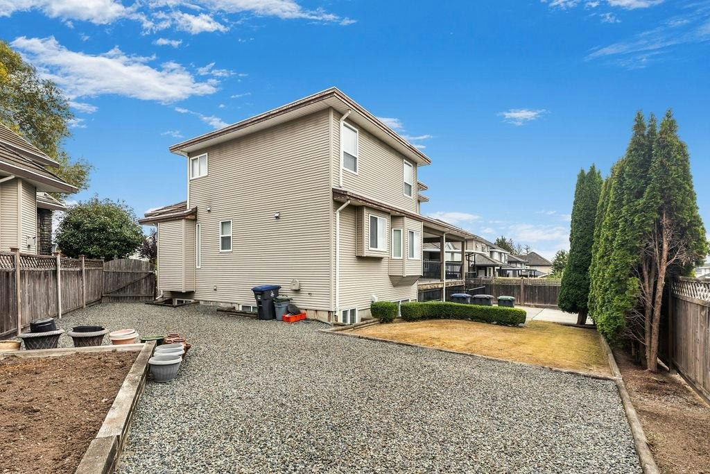 14846 72a Avenue, Surrey, BC, V3S 0T7 - 37