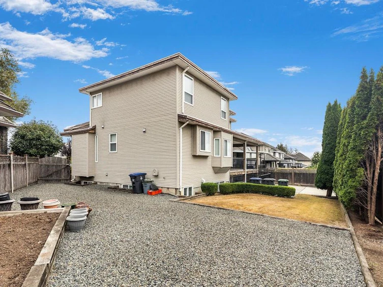 14846 72a Avenue, Surrey, BC, V3S 0T7 - 37