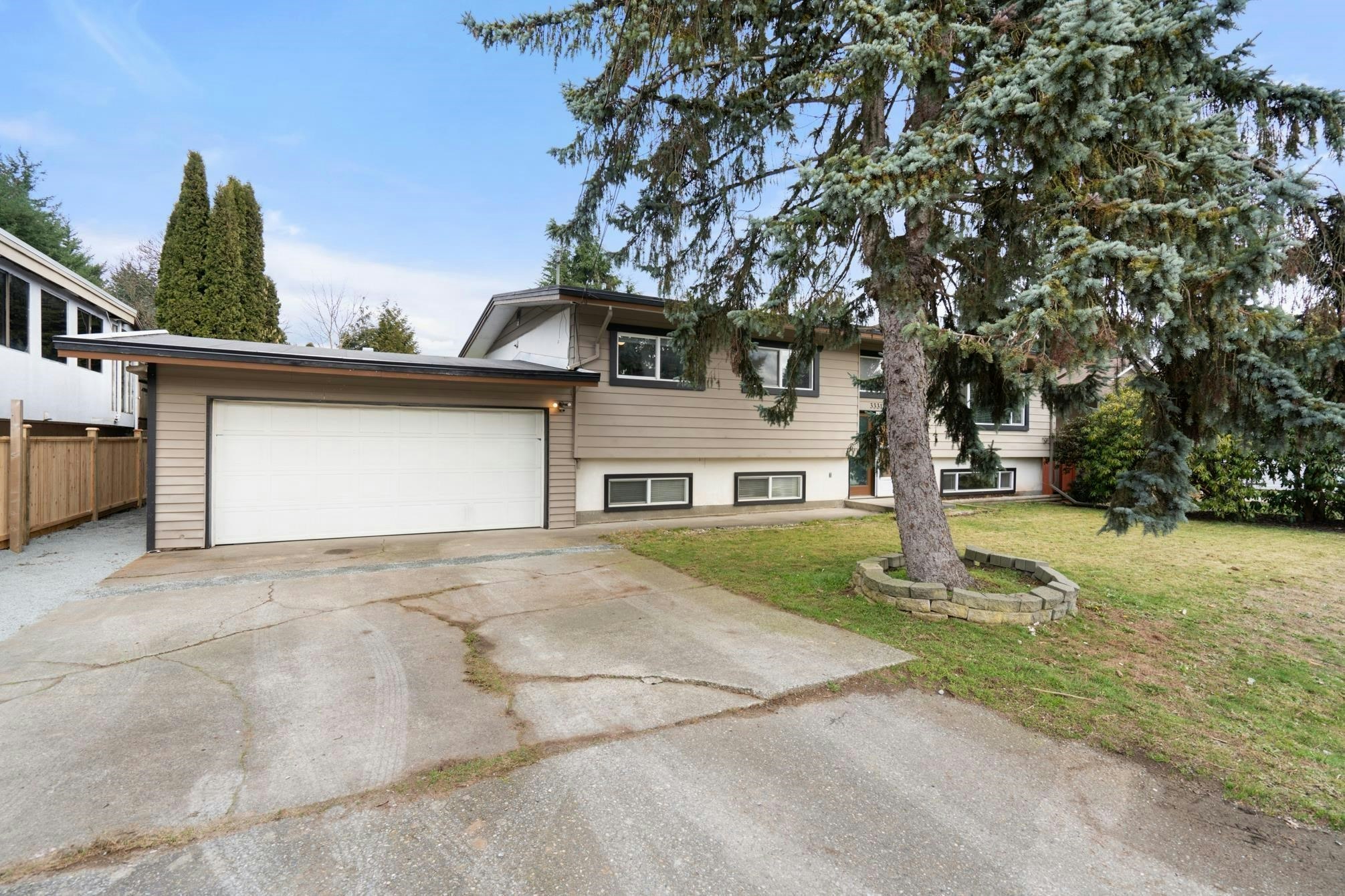 33315 Lynn Avenue, Abbotsford, BC, V2S 1E1