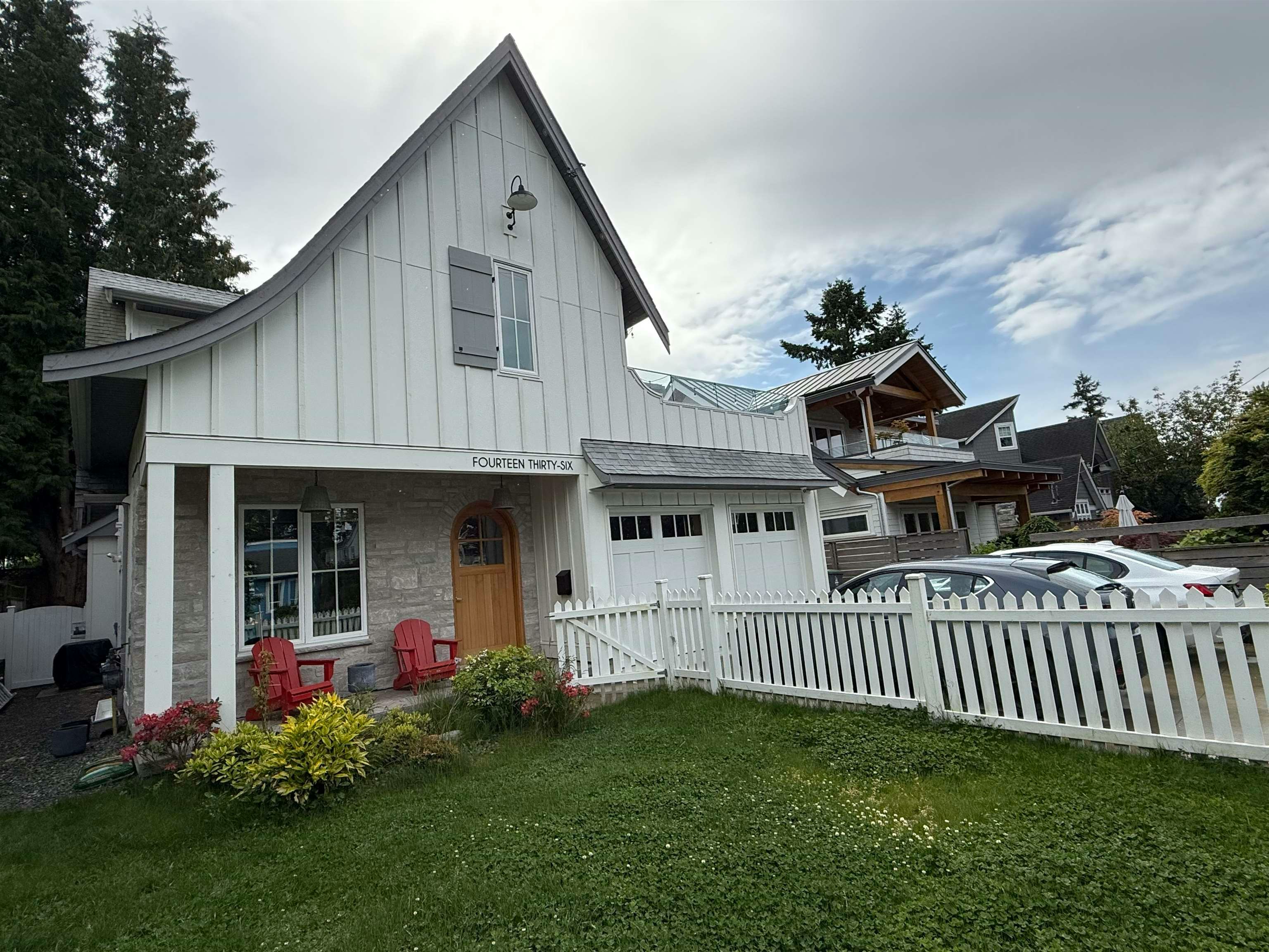 1436 129b Street, Surrey, BC, V4A 3Z5