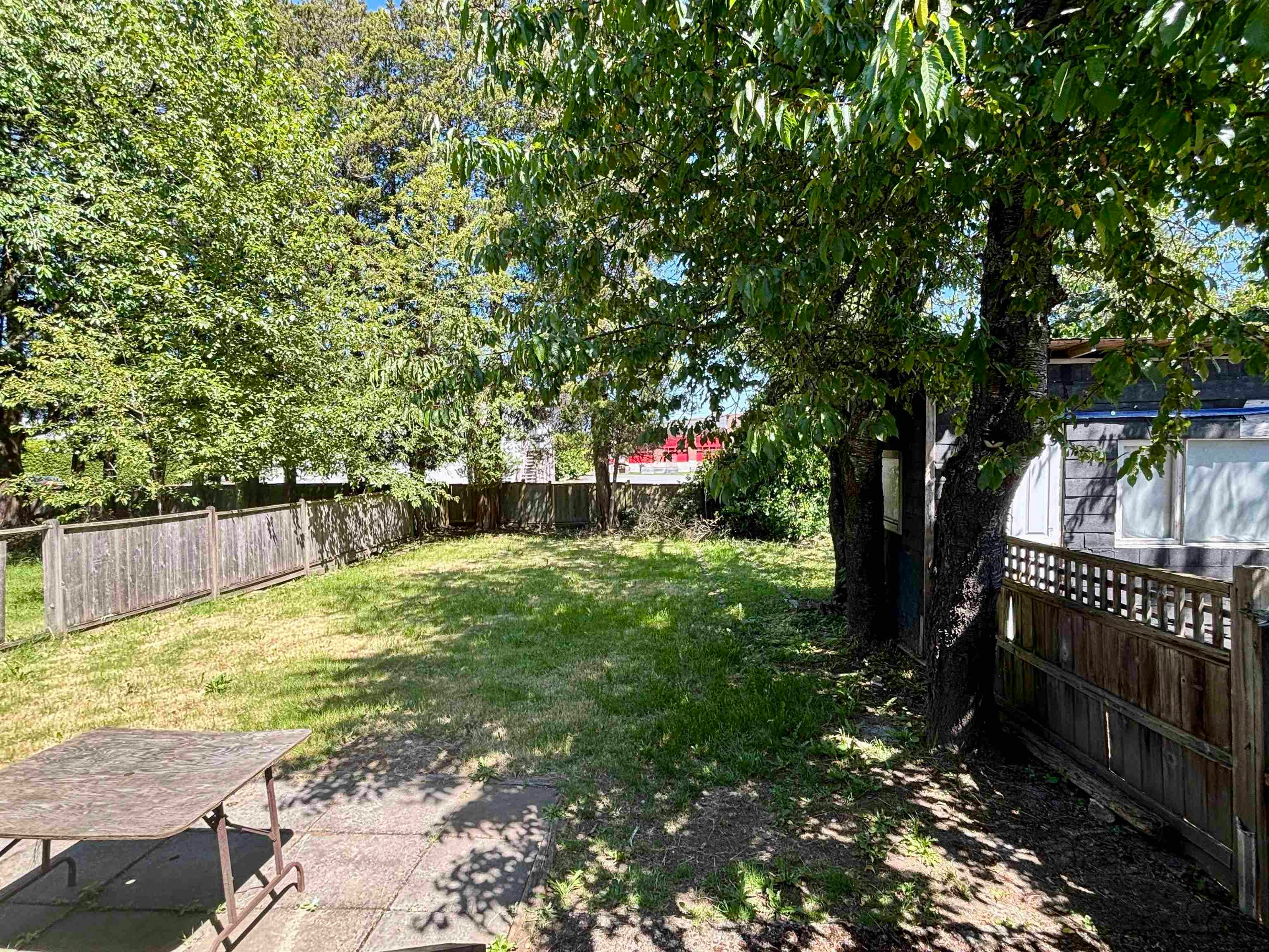 13063 103a Avenue, Surrey, BC, V3T 1S4 - 2