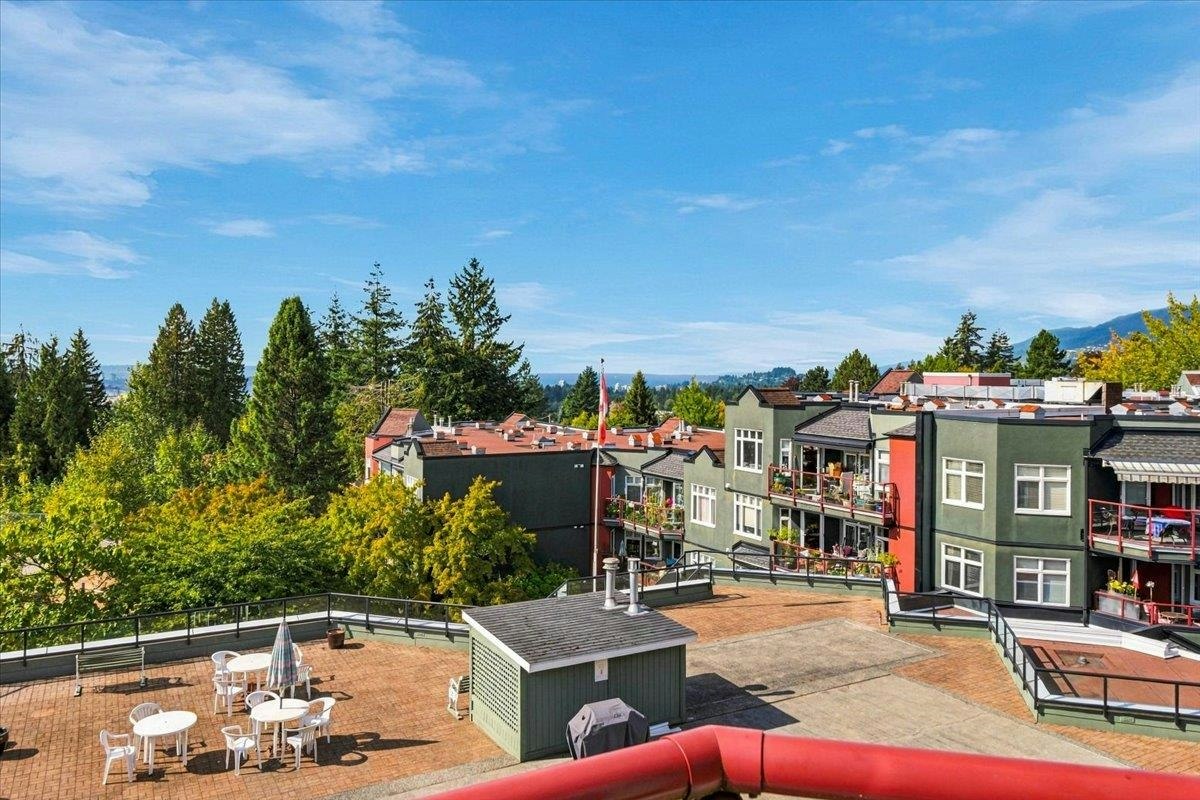 403-121 W 29th Street, North Vancouver, BC, V7N 4L6 - 10