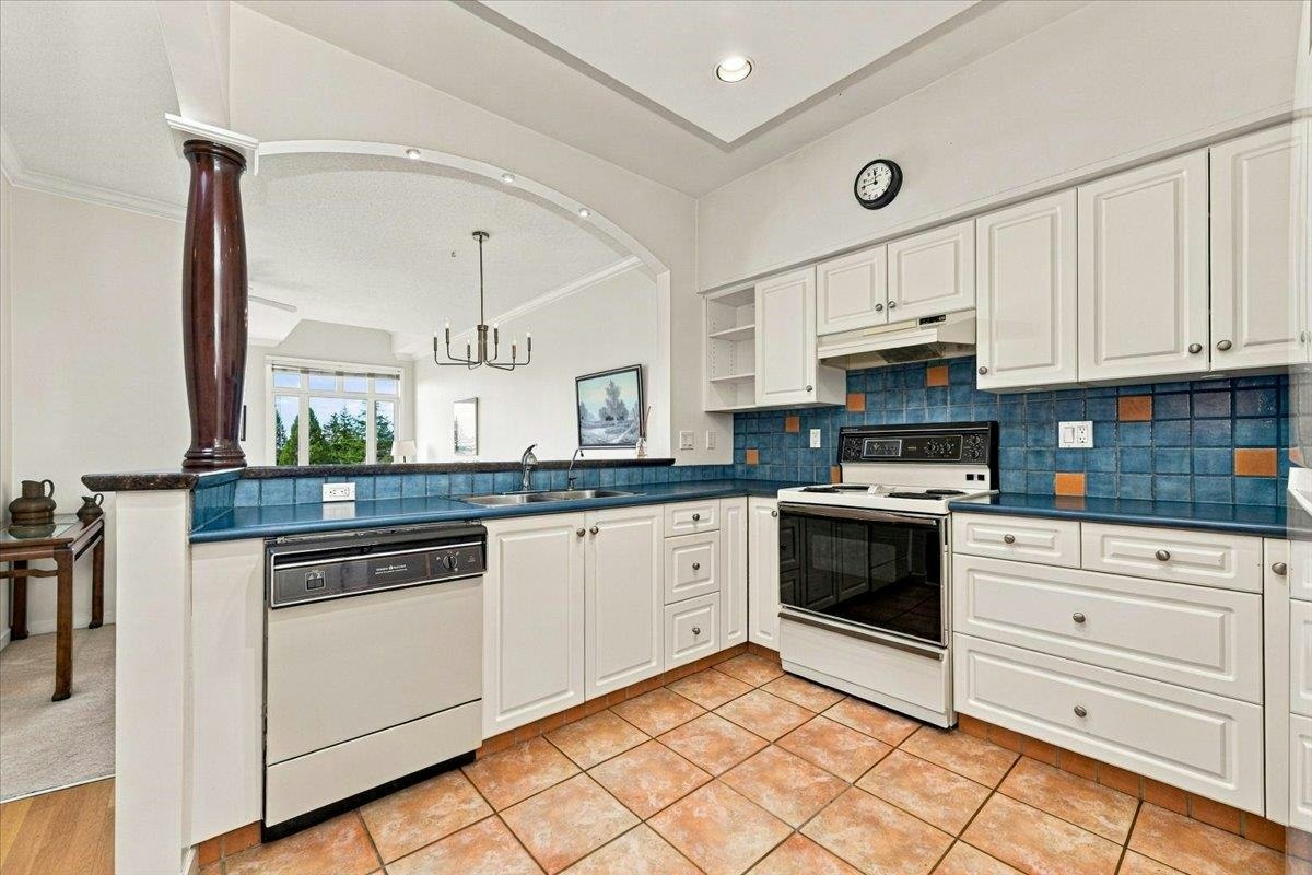 403-121 W 29th Street, North Vancouver, BC, V7N 4L6 - 12