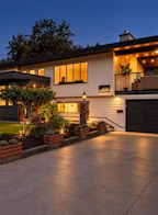 10165 Brentwood Drive