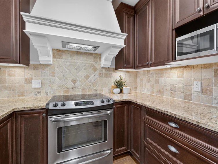 107-19530 65 Avenue, Surrey, BC, V4N 6M1 - 5