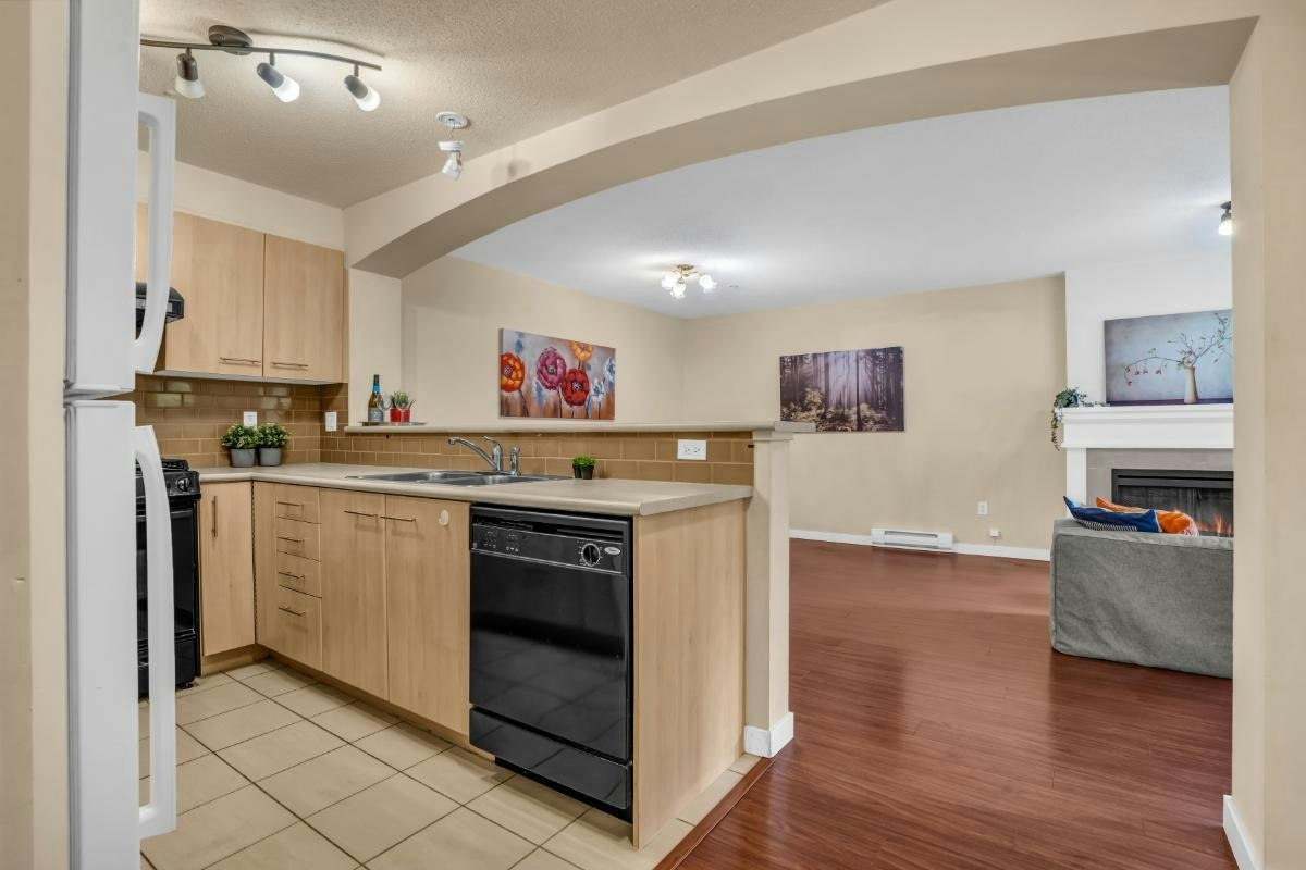 2102-5113 Garden City Road - 5