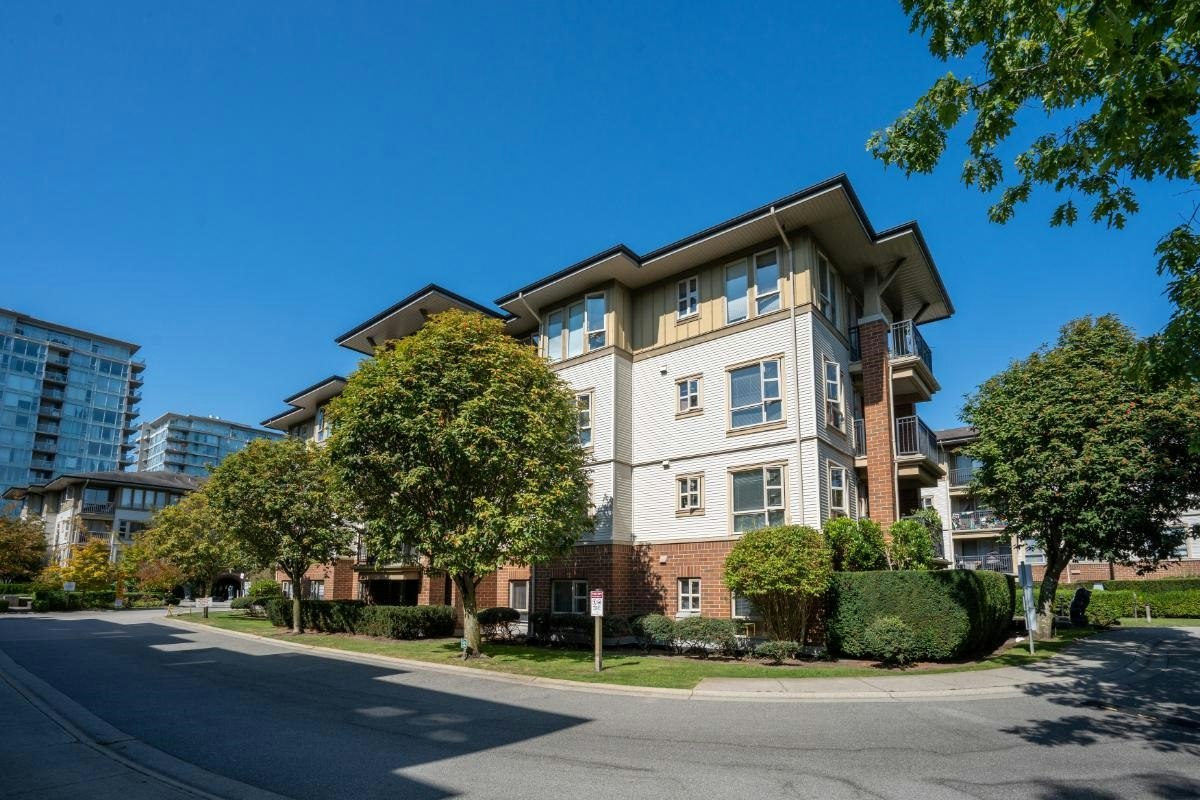 2102-5113 Garden City Road - 4