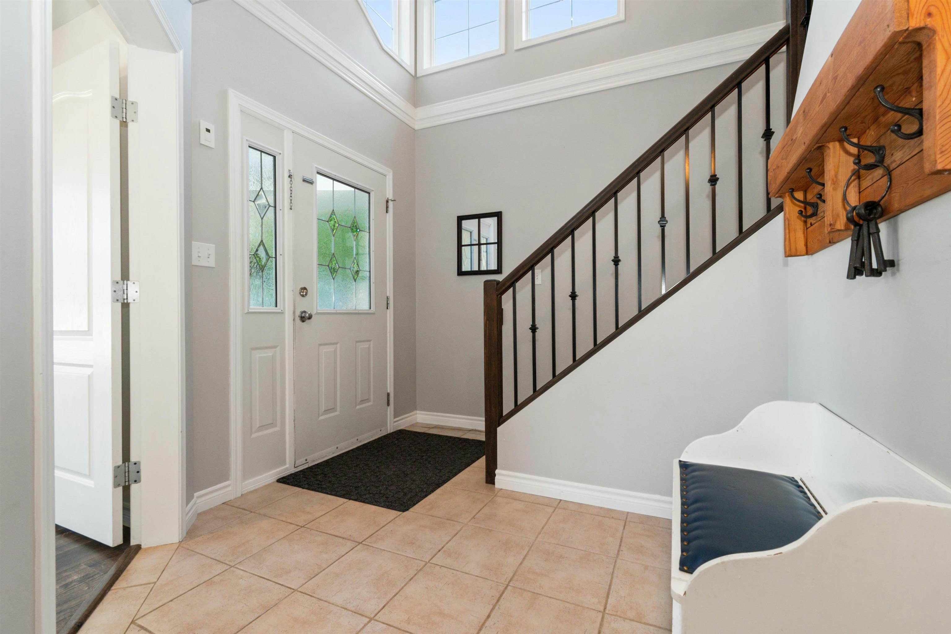 5379 Skyview Crescent - 5