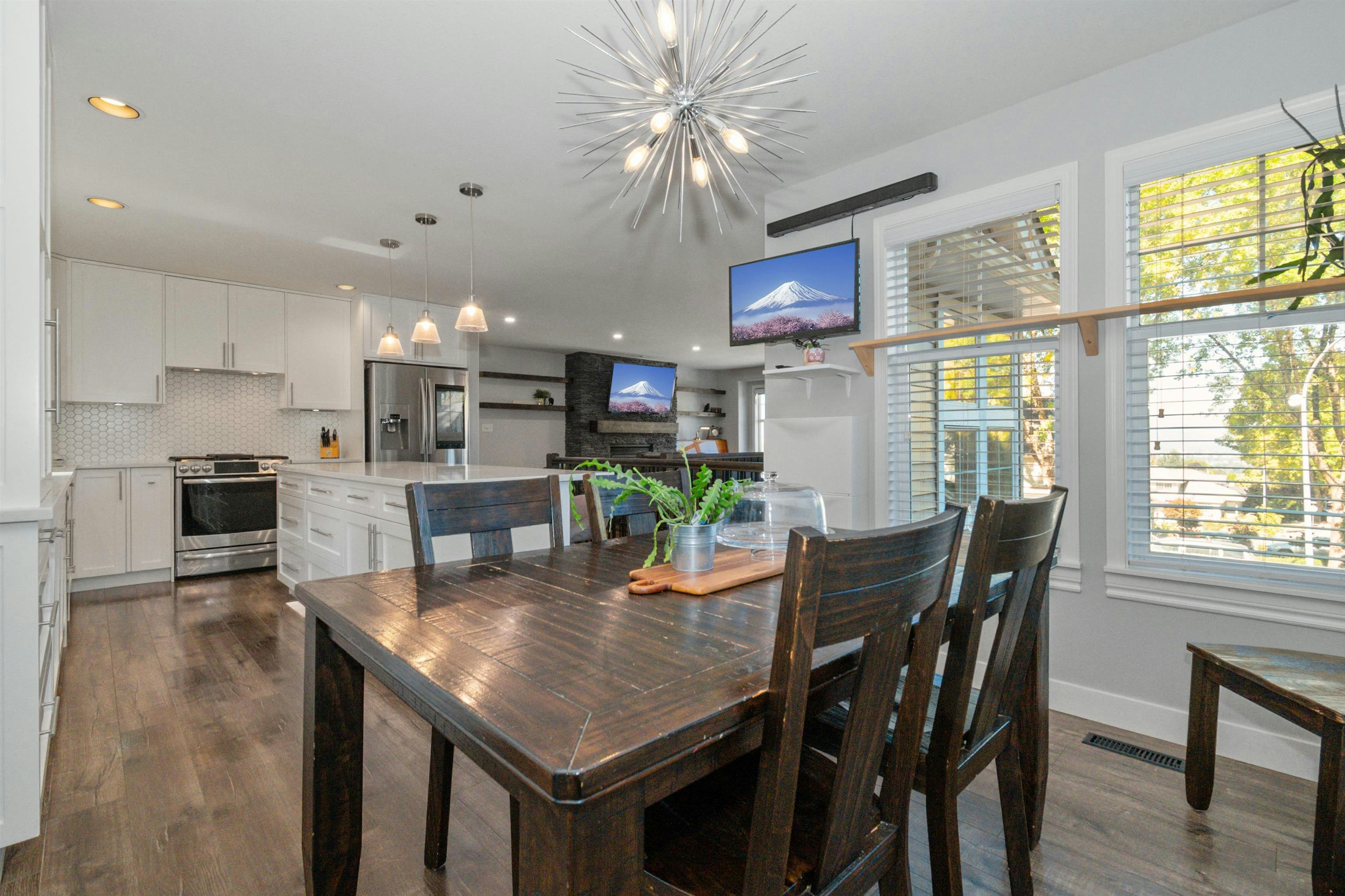 5379 Skyview Crescent, Chilliwack, BC, V2R 4G1 - 11